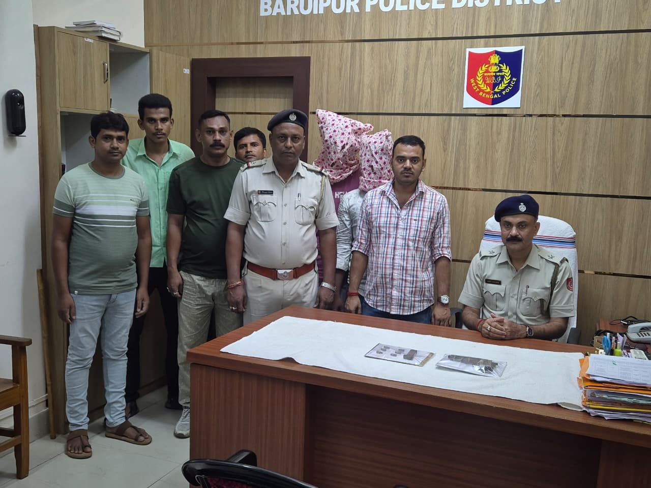 One person arrested with firearm in by Jibantala  Police ... - ছবি 3