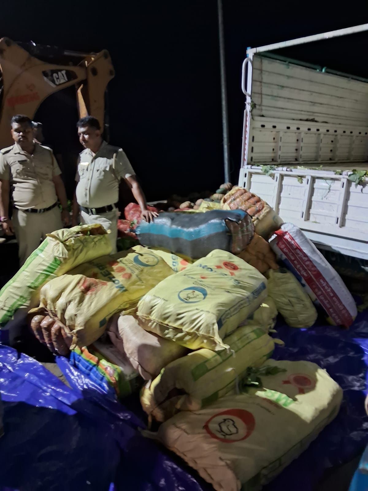 বারুইপুর থানার পুলিশের বড়সড় সাফল্য,উদ্ধার তিনটি চোরাই ব... - ছবি 4