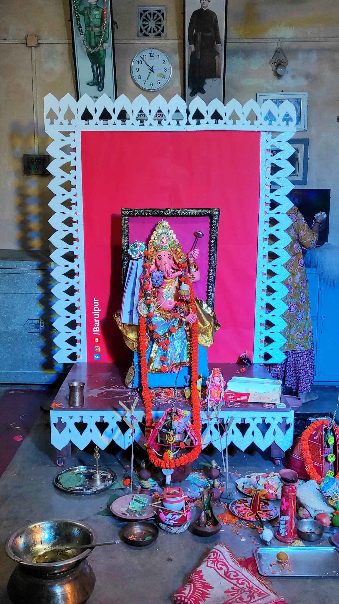 বারুইপুর রেল ময়দান(১নং প্লাটফর্ম) কিশোর সংঘের শ্রী শ্রী ... - ছবি 2